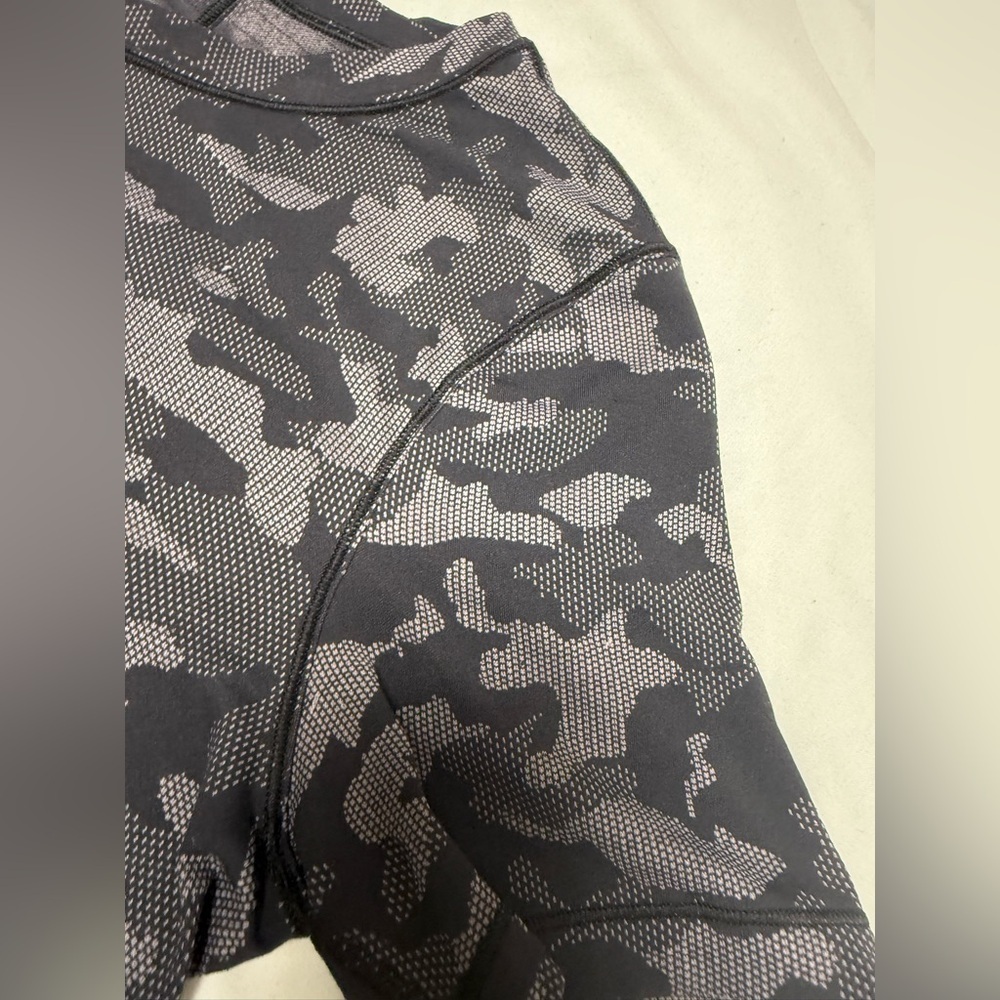 Lululemon Long Distance Short Sleeve - Picture 7 of 11